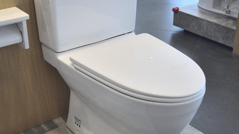 蹲便器移位器：解锁空间，让马桶更适用